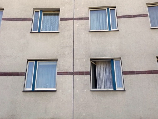 wdvs-vollwaermeschutz-gutachter Schäden durch Dübel Kältebrücken